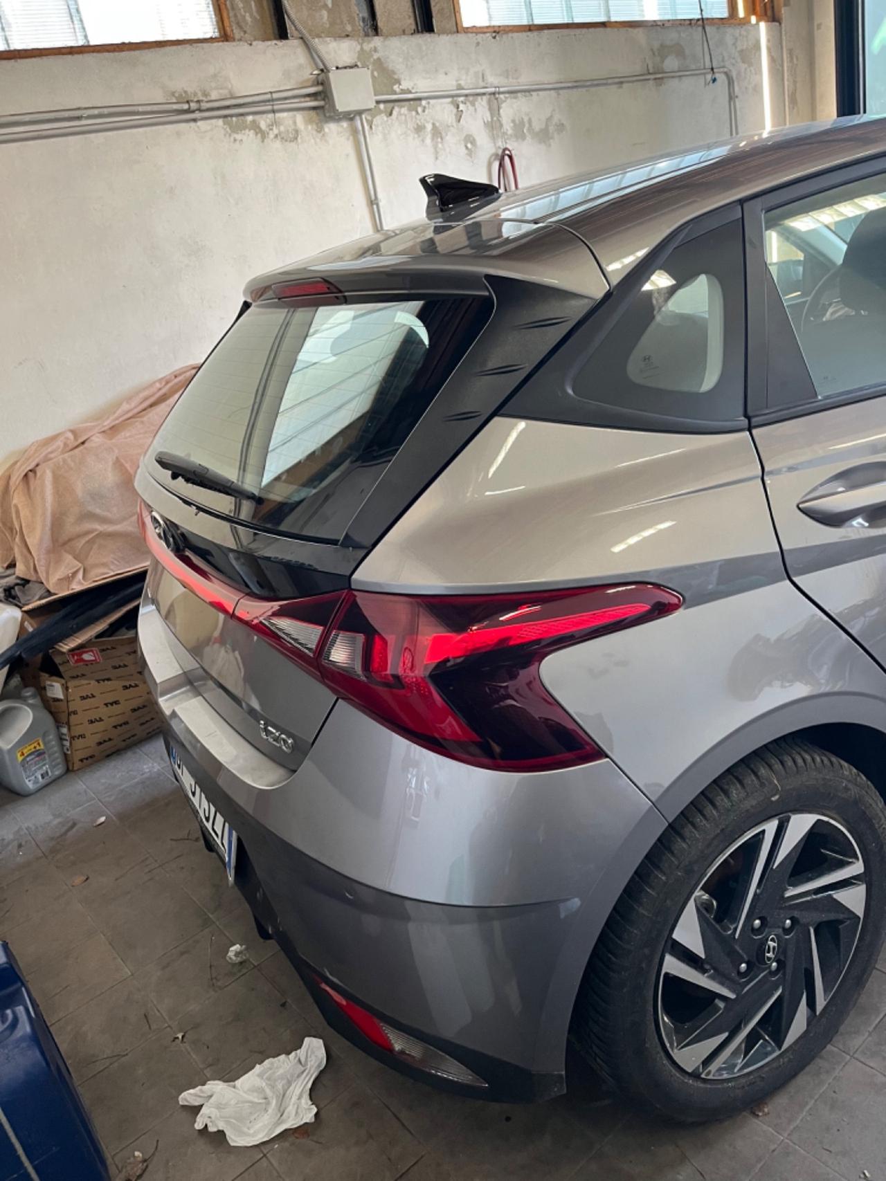 Hyundai i20 1.0 T-GDI 48V iMT ConnectLine