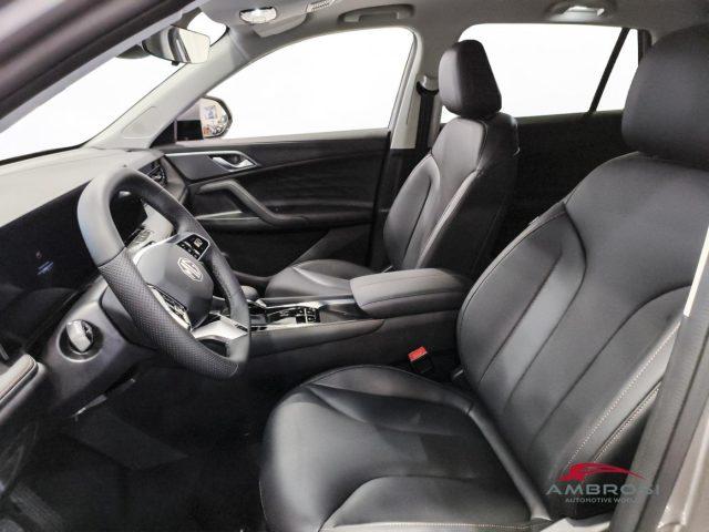MG HS 1.5T AT LUXURY