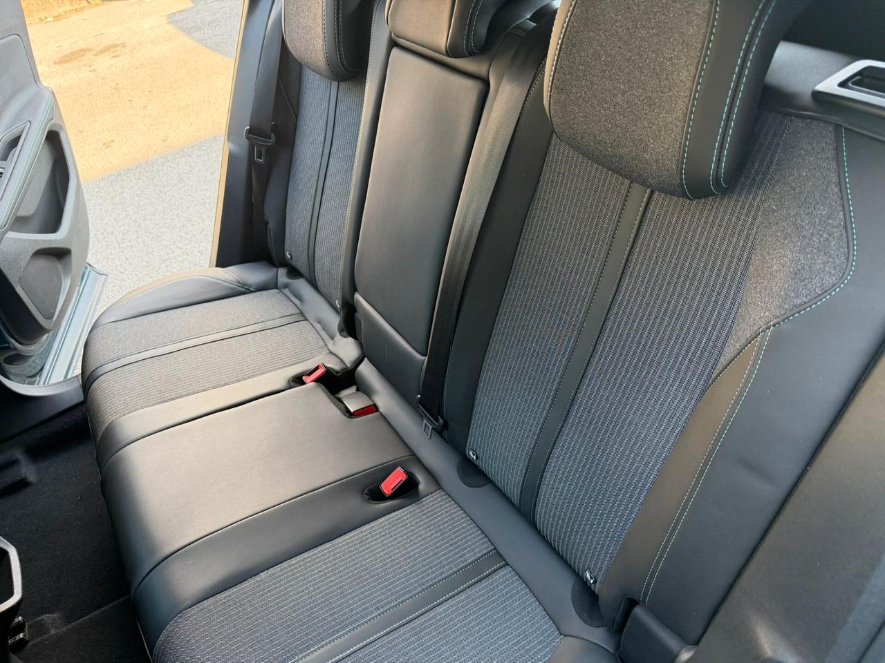 Peugeot 3008 1.5 BlueHDi 130 EAT8 Allure Pack
