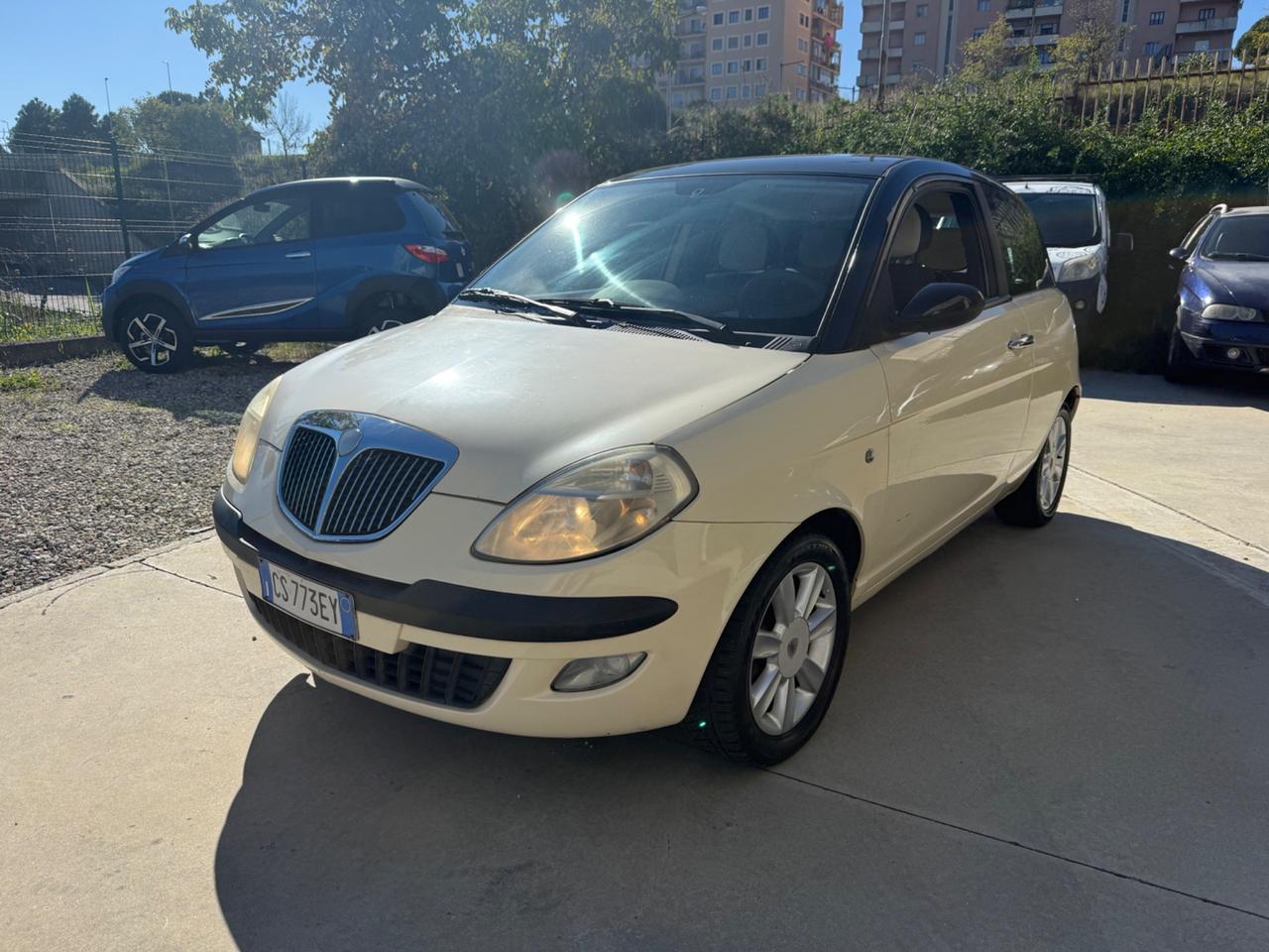 Lancia Ypsilon 1.2 Oro