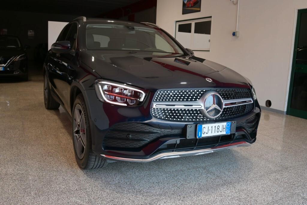 MERCEDES-BENZ GLC 220D 4MATIC 194CV AUTOMATIC PREMIUM AMG ( FARI LED - CRUISE - COCKPIT - TETTO PANORAMICO APR. - NAVI - PARK ASSIST - TELECAMERA POST. - CERCHI 19 )
