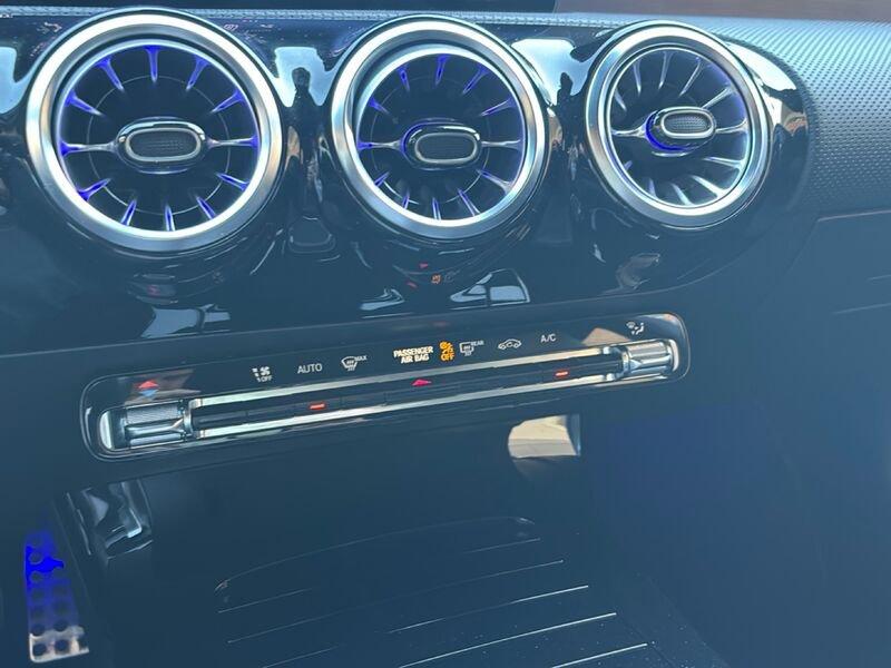 Mercedes-Benz CLA CLA 200 d AMG Line Premium Plus
