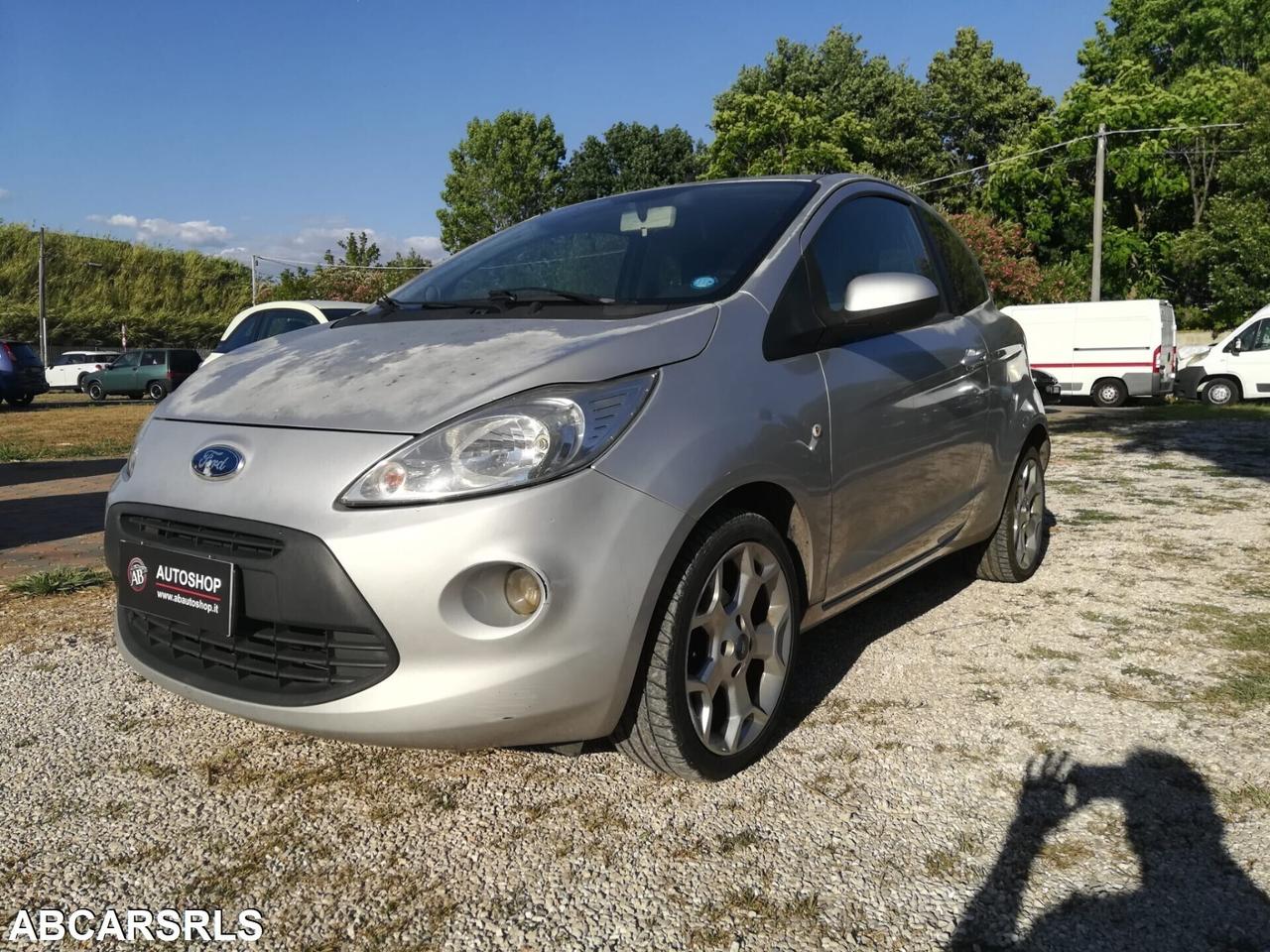 FORD - Ka - 1.2 8V 69CV Titanium - NEOPATENTATI -