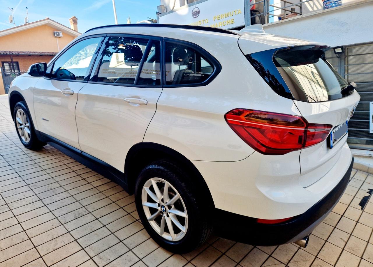 Bmw X1 sDrive18d Advantage