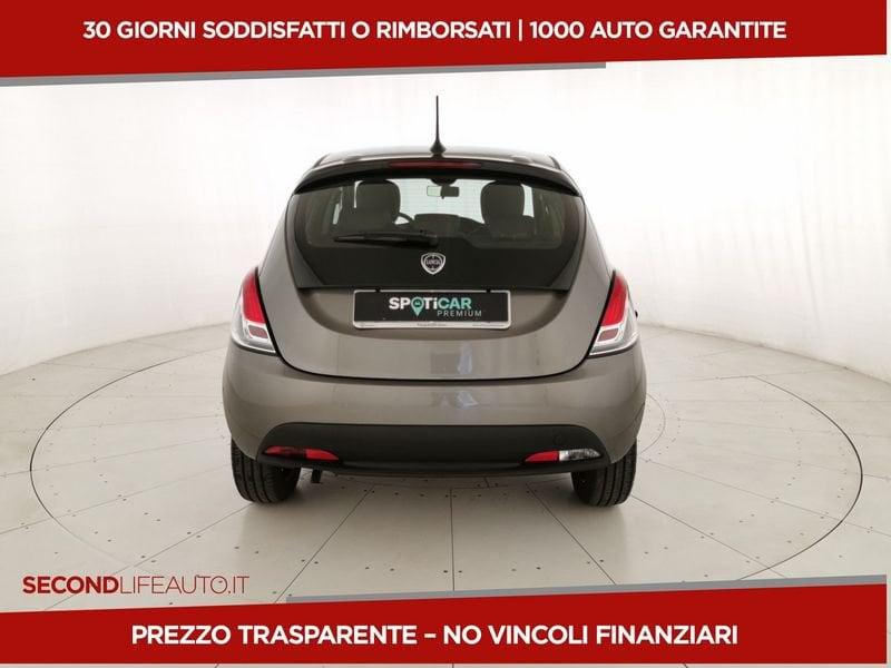 Lancia Ypsilon 1.0 firefly hybrid Gold s&s 70cv 5p.ti