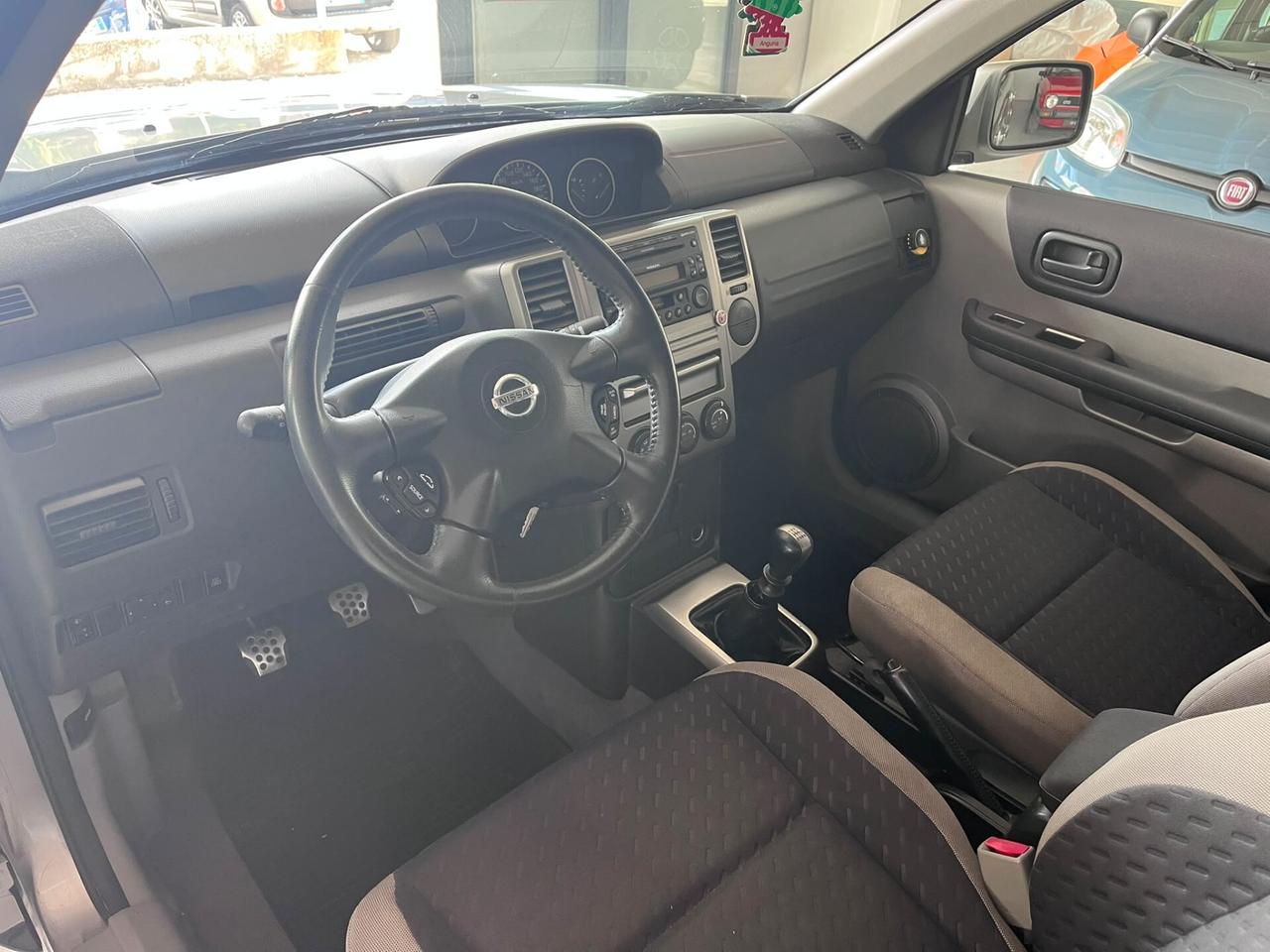 Nissan X-Trail 2.2 dCi Sport