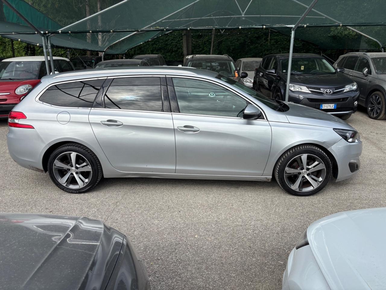 Peugeot 308 1.6 hdi 120cv automatica SW Allure
