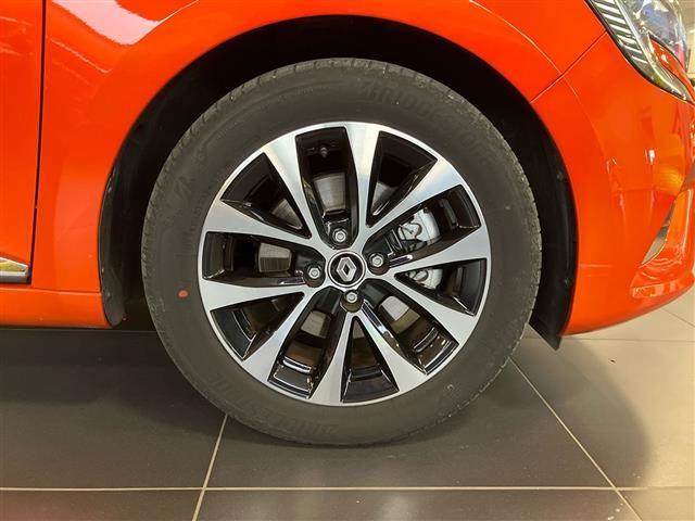 RENAULT Clio 5 Porte 1.6 E-Tech full hybrid 145cv Techno A
