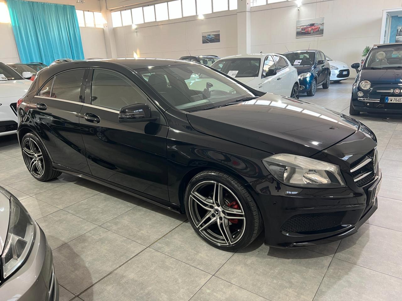 Mercedes-benz A 180 1.8 109 CV - AMG - 2013