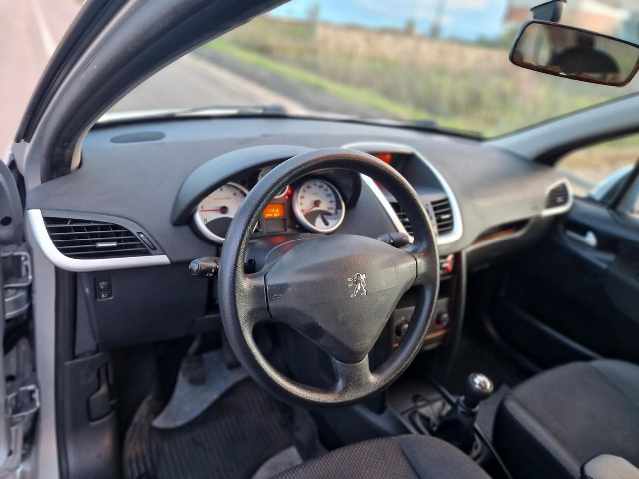 Peugeot 207 1.6 8V HDi 93CV SW Active