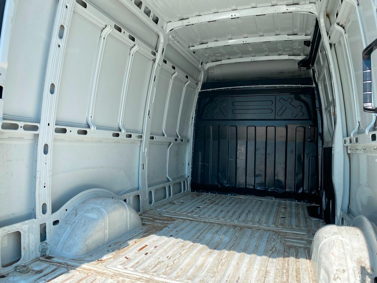 Iveco Daily 35S12 2.3 HPT PC