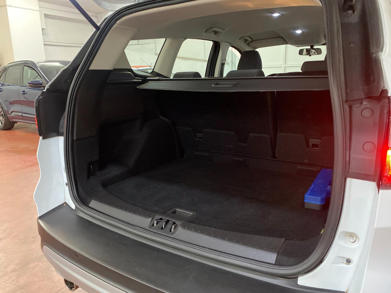 Ford Kuga 2.0 TDCI 120 CV S&S 2WD Powershift Business