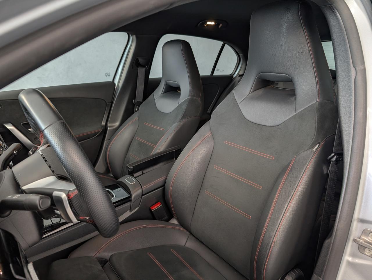 Mercedes-Benz classe a - w177 a 180 premium amg line auto 180 Automatic Premium AMG Line