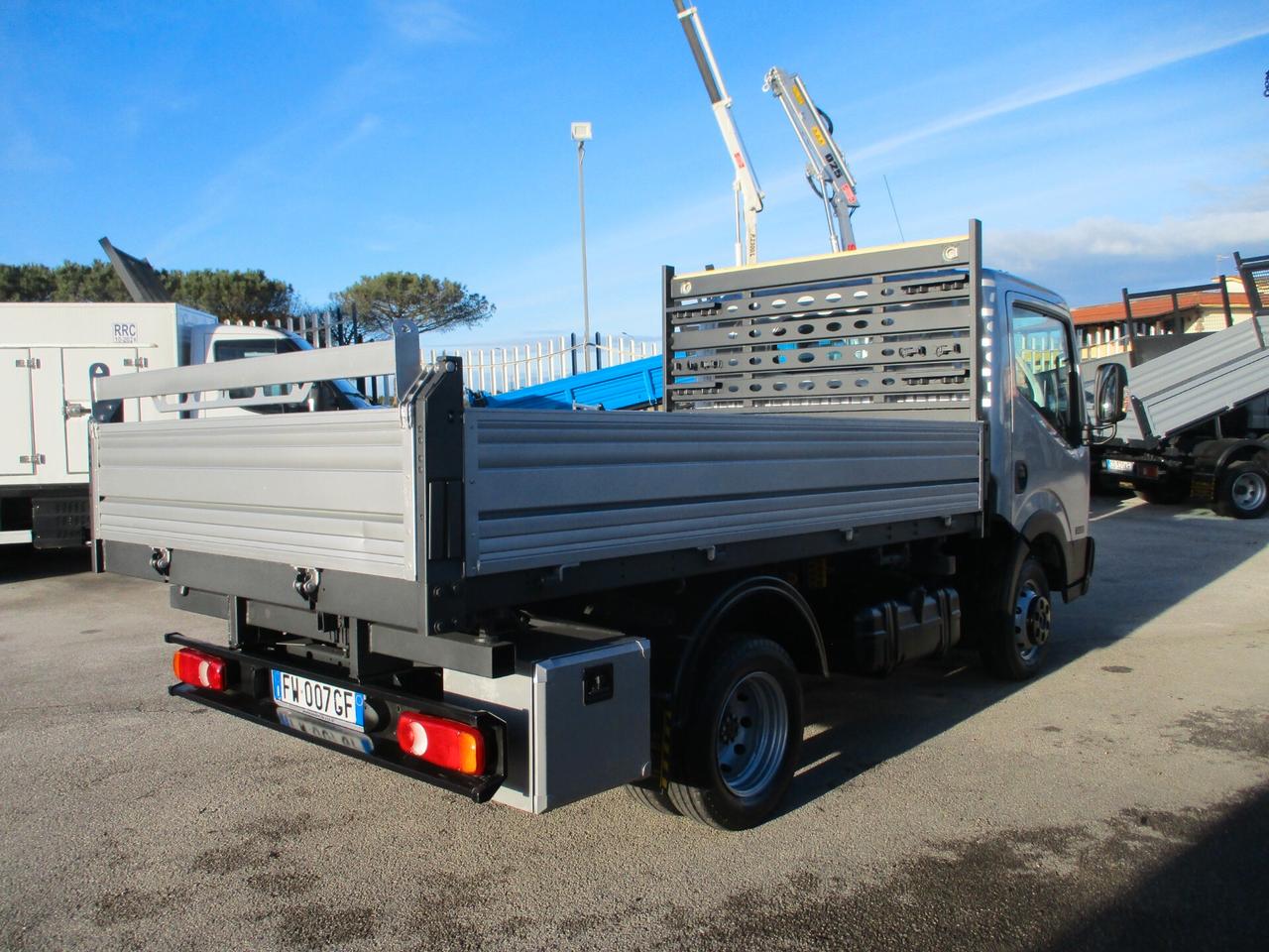 Nissan Cabstar NT400 35-13 3000 130CV EURO 6 RIBALTABILE 94000KM