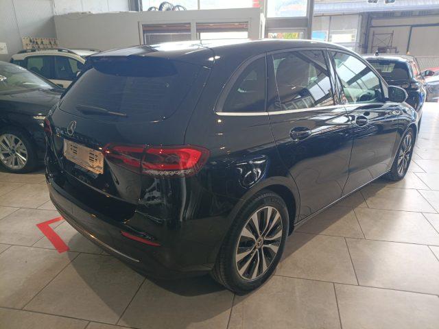 MERCEDES-BENZ B 180 d Automatic Business Extra