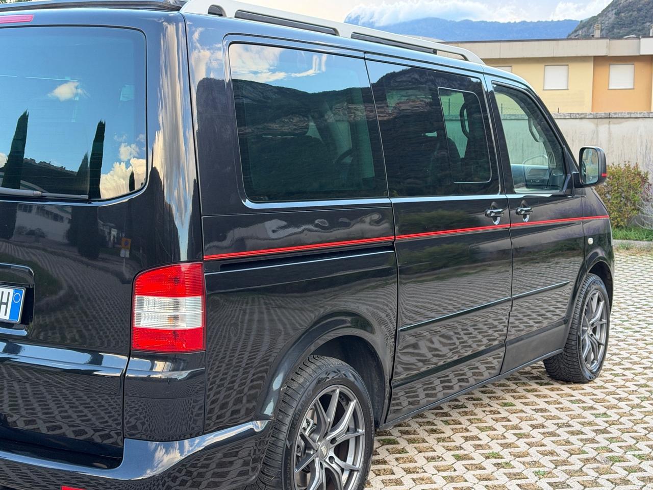 T5 Multivan 2.5 TDI/174CV Highline Automatico 7posti