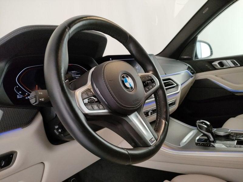 BMW X5 xdrive40d mhev 48V Msport auto