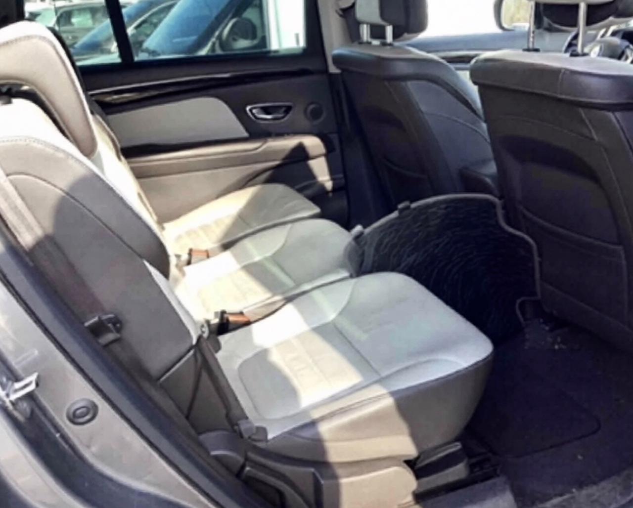 Renault Espace Blue dCi 200CV EDC 7 POSTI