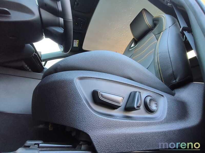 Toyota C-HR 2.0 phev Lounge Premiere fwd e-cvt