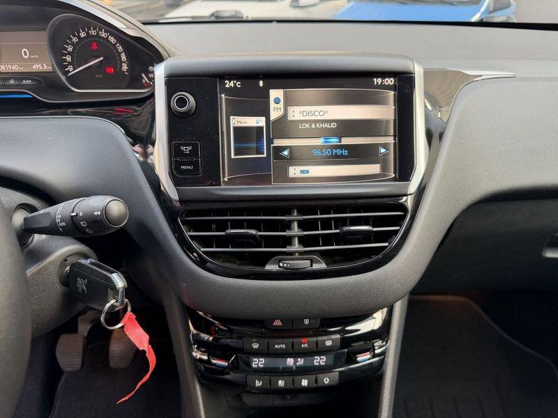 Peugeot 208 208 5p 1.2 vti 12v Allure NESSUN VINCOLO !!! DISTRIBUZIONE NUOVA !!!