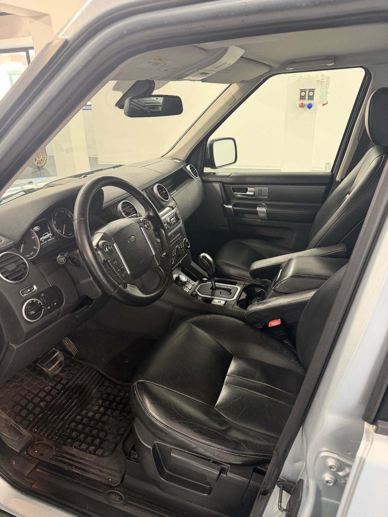 Land Rover Discovery 4 3.0 TDV6 HSE