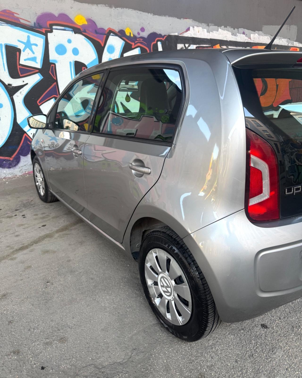 Volkswagen up! 1.0 75 CV 3p. move