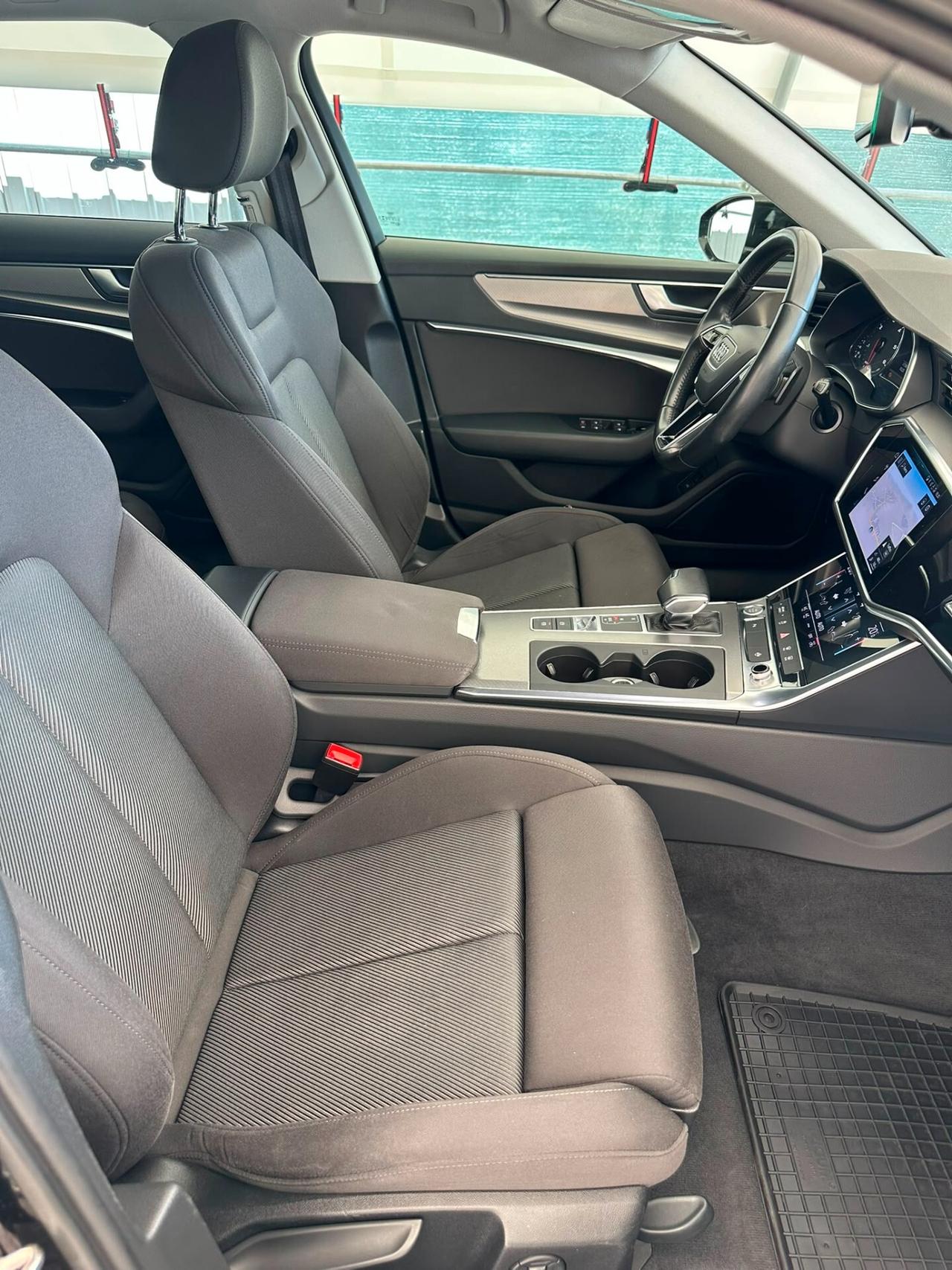 Audi A6 Avant 40 2.0 TDI S tronic Business