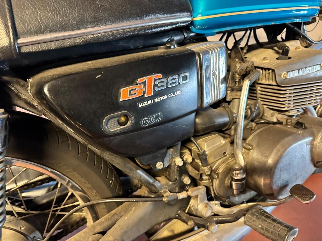 Suzuki GT 380