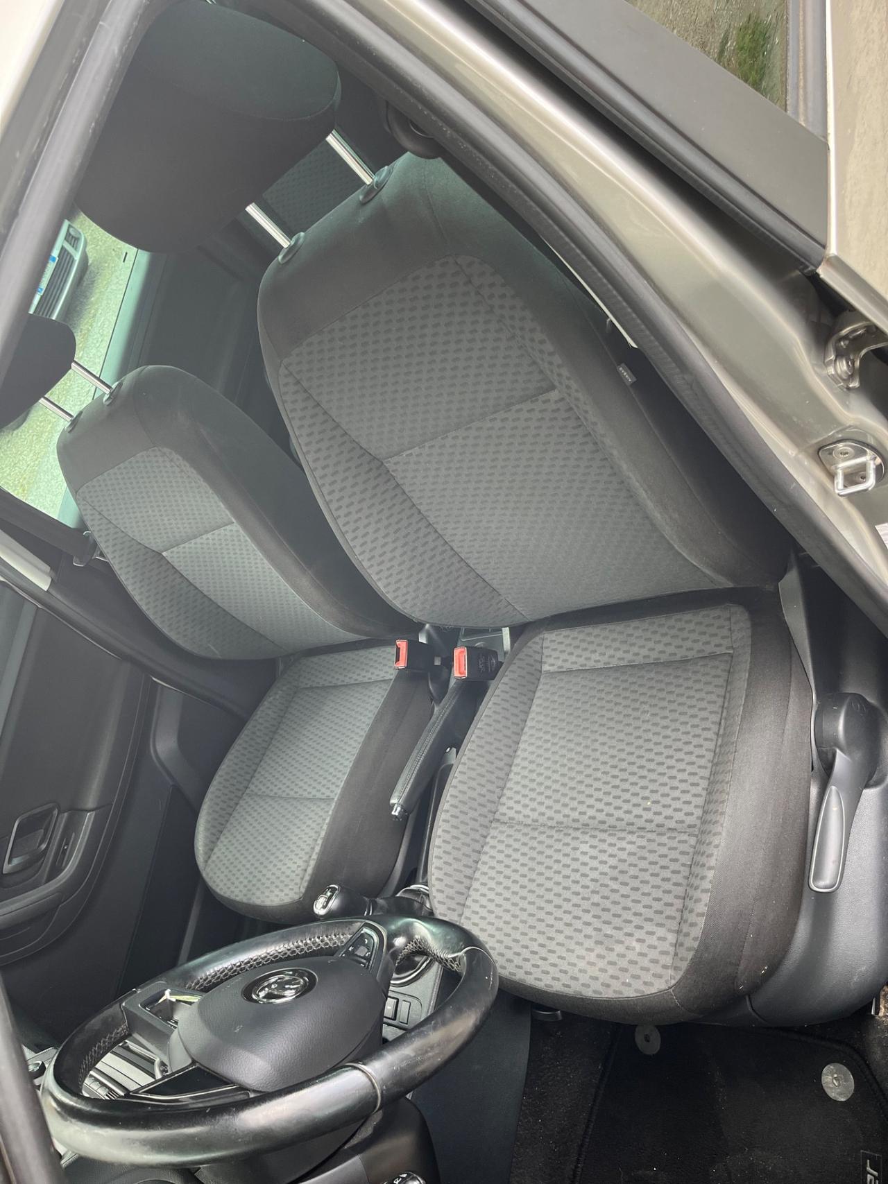 Skoda Roomster 1.2 TDI CR 75CV Active 2014 144.000 KM