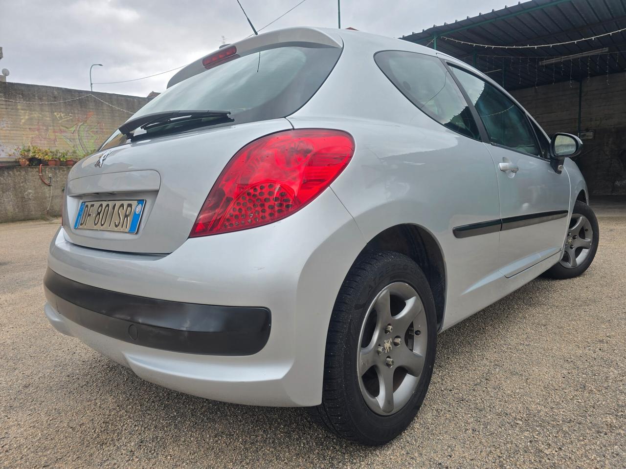 Peugeot 207 1.4 HDi 68cv full opt 2007