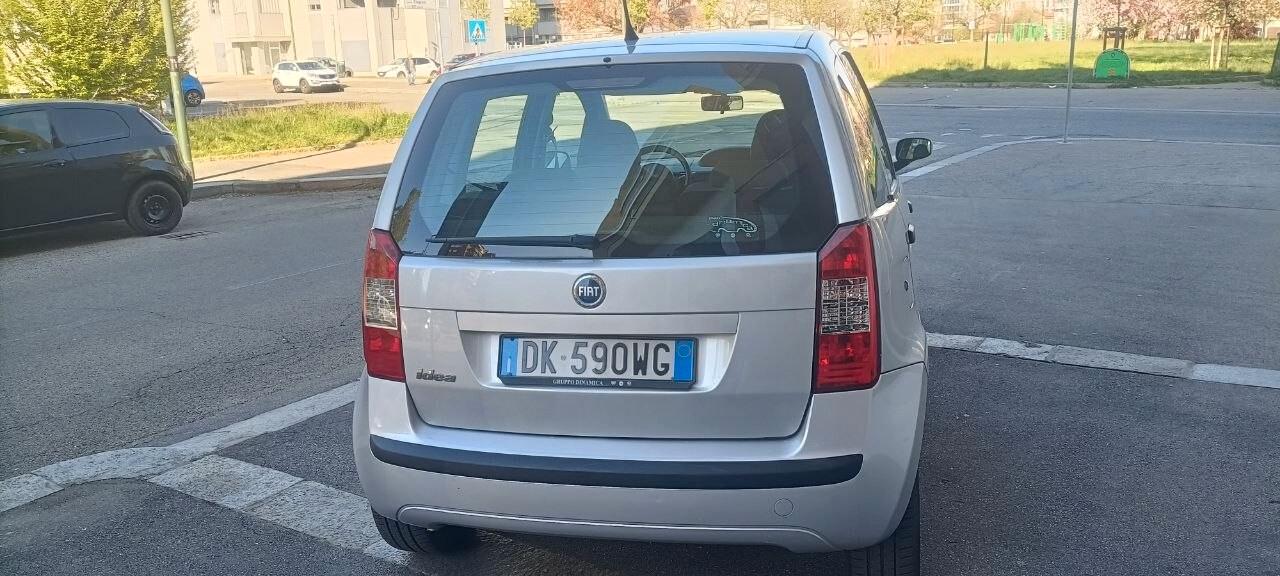Fiat Idea 1.2 16V BlackLabel