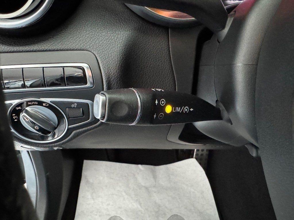 Mercedes-Benz GLC 220 d 4Matic AMG Premium Full Led Pedane