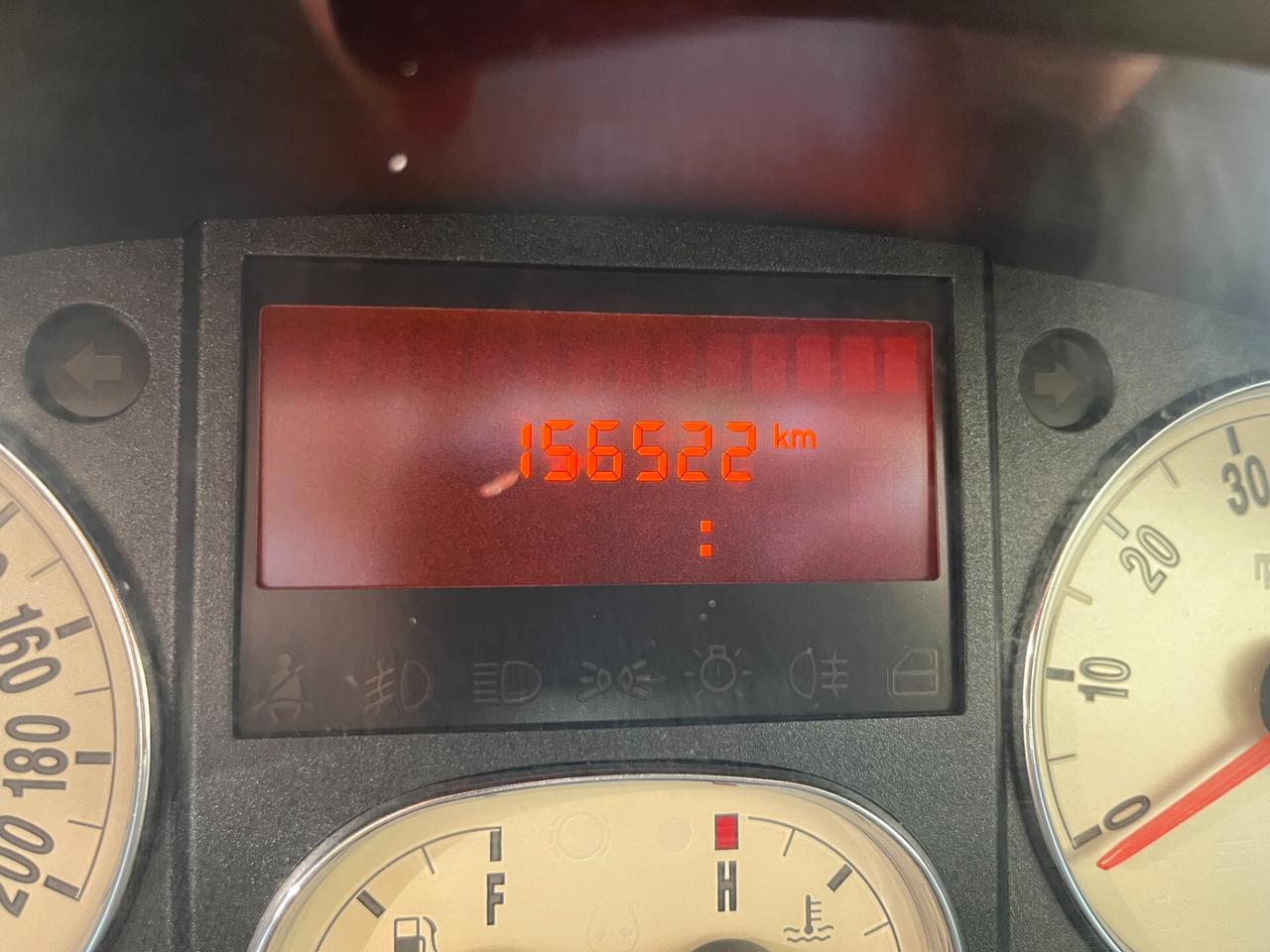 Lancia MUSA 1.4 16V DFN Gold