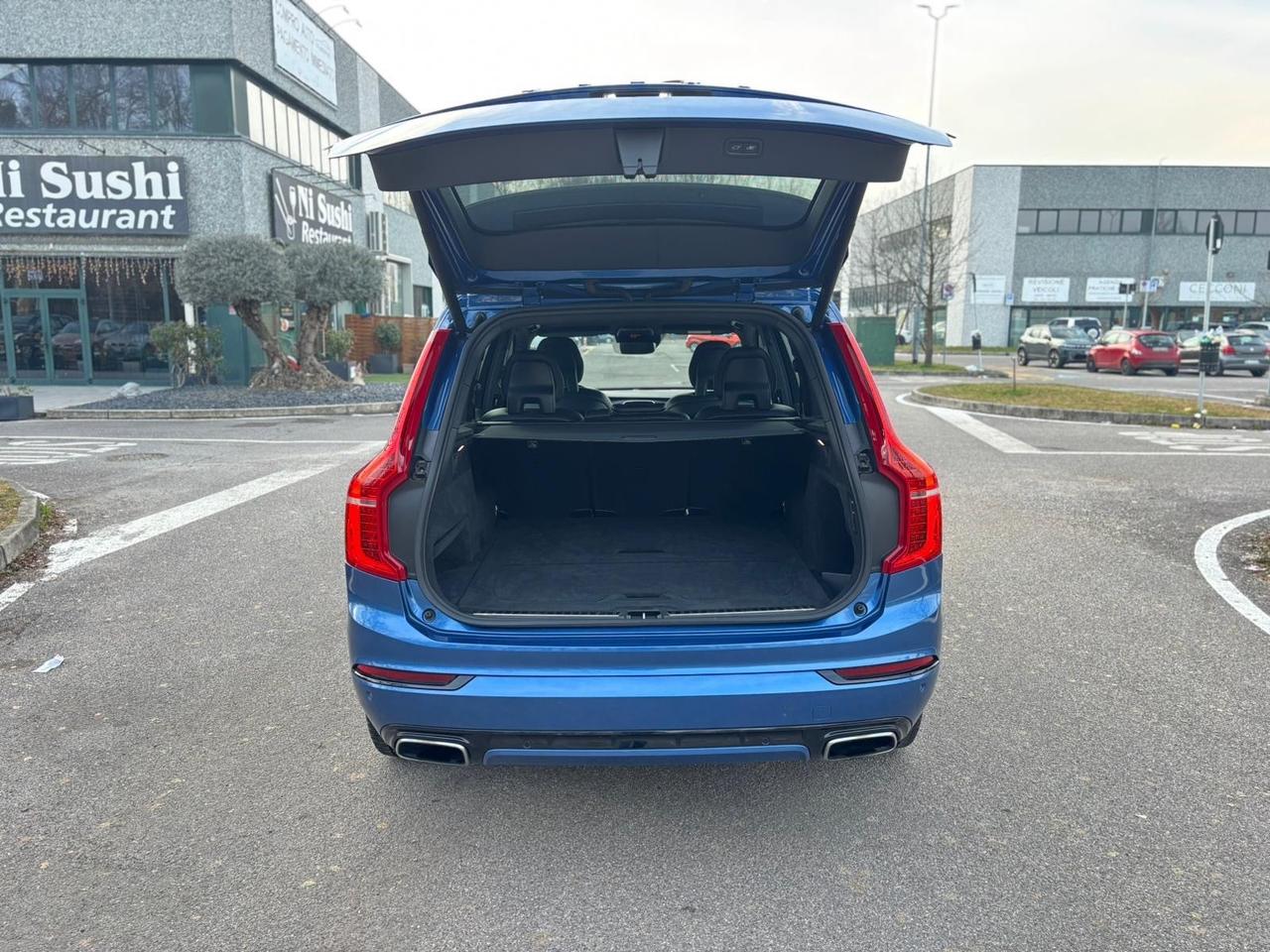 Volvo XC 90 XC90 D5 AWD Geartronic R-design