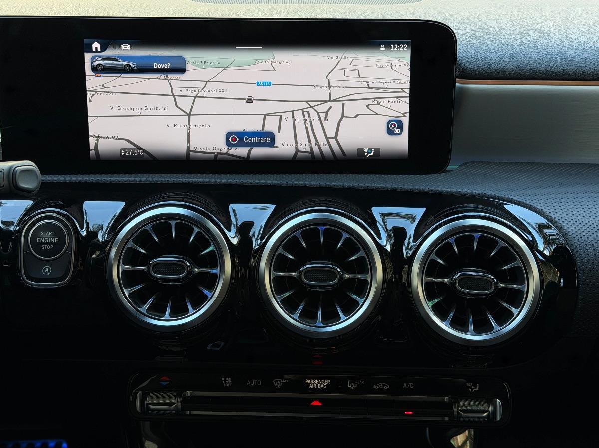 New Mercedes Classe A 200d Premium AMG Night Editon 150CV