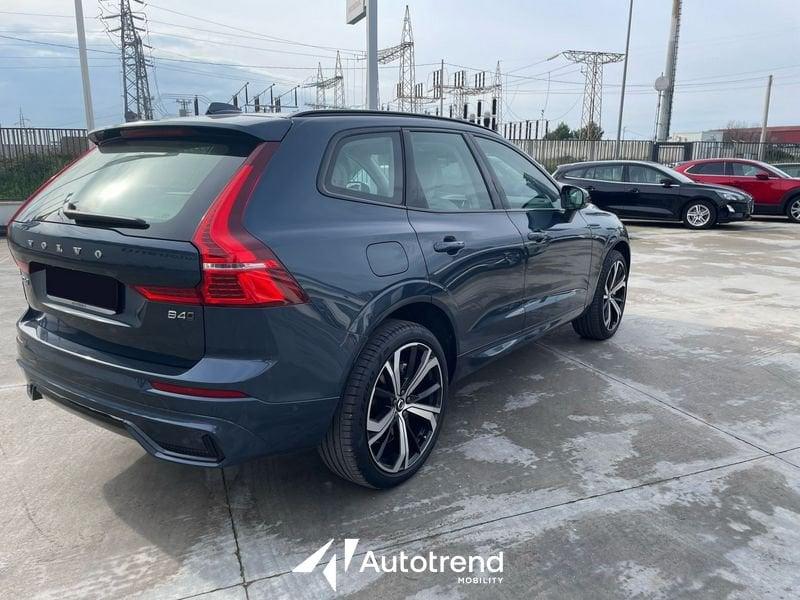 Volvo XC60 B4 197+14 CV AWD Automatica Mild Hybrid Diesel Plus Dark in Conto Vendita