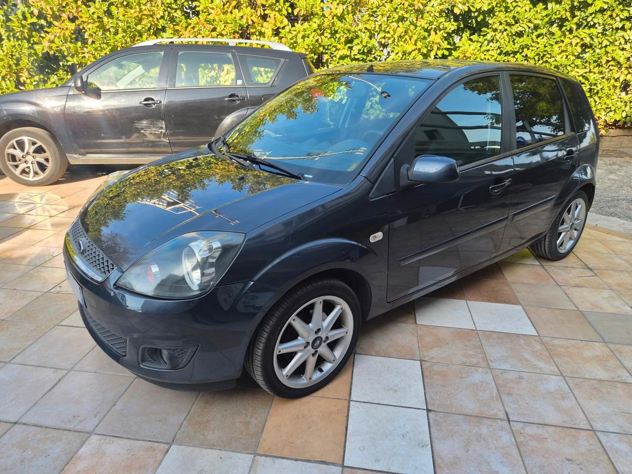Ford Fiesta 1.4 TDCi 5p. Ghia