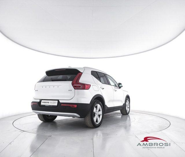 VOLVO XC40 2.0 b3 Core auto