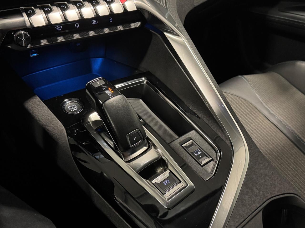 Peugeot 3008 BlueHDi 130 EAT8 Allure Pack