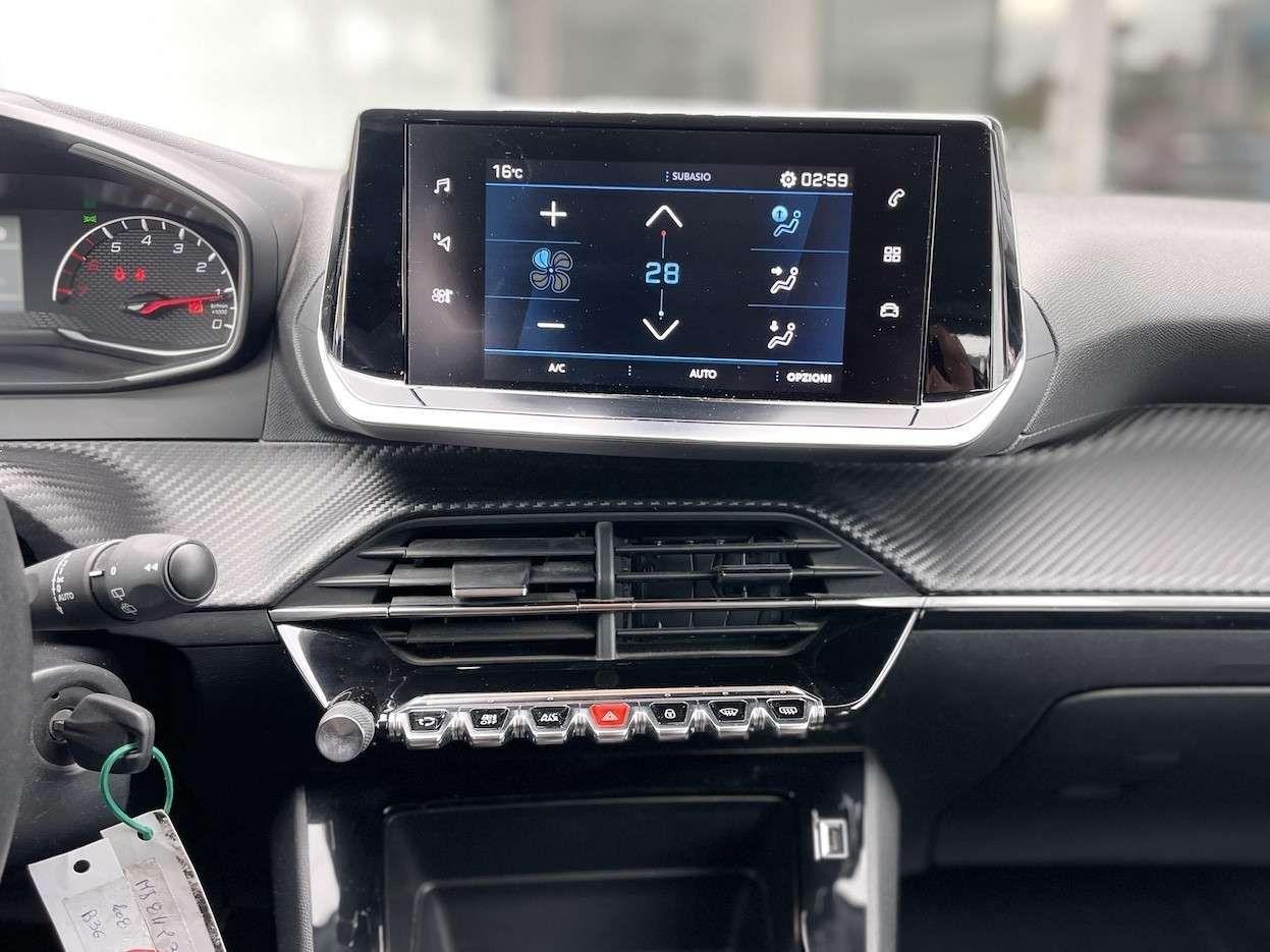 Peugeot 2008 1.2 Benzina 131CV E6 Neo. Automatica - 2021