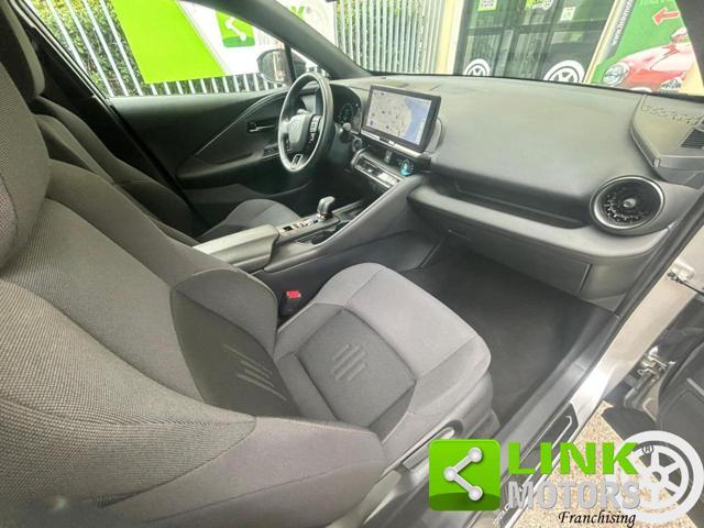 TOYOTA C-HR 2.0 Hybrid E-CVT Trend