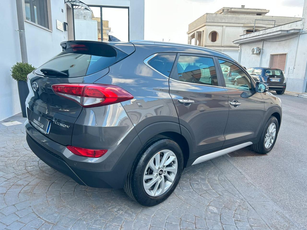 Hyundai Tucson 1.7 CRDi XPOSSIBLE NAVI/RET-12/2017