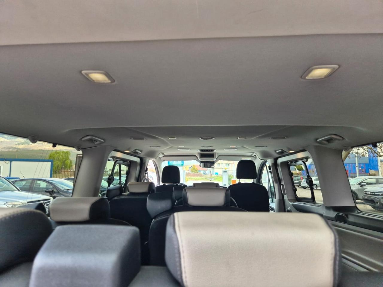 Ford Tourneo Custom 310 2.0 TDCi 170CV PC Titanium