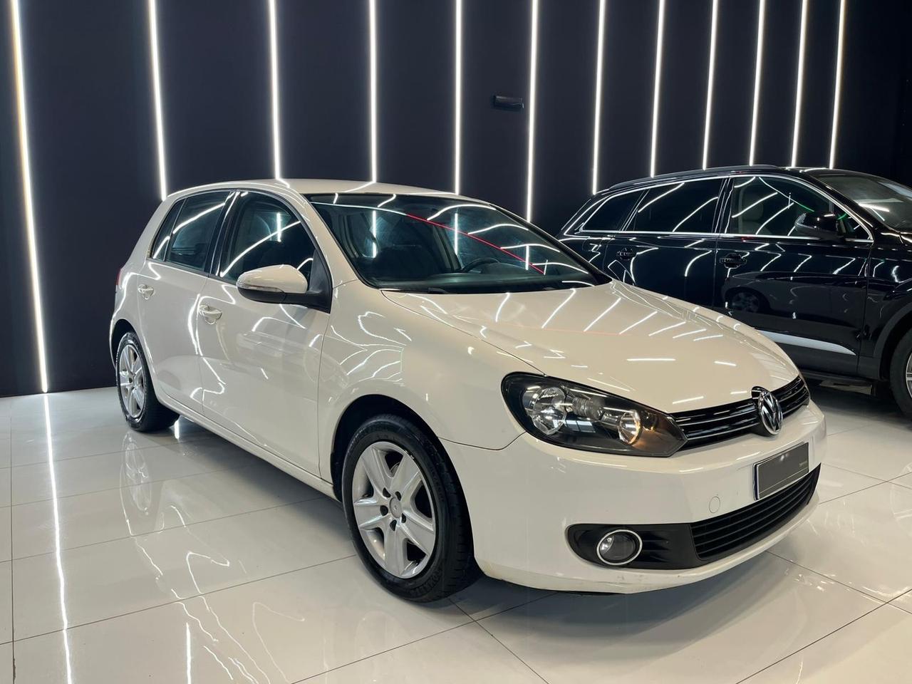 Volkswagen Golf 1.6 TDI DPF 5p. Comf. BlueM. Tech. OK NEOPATENTATI