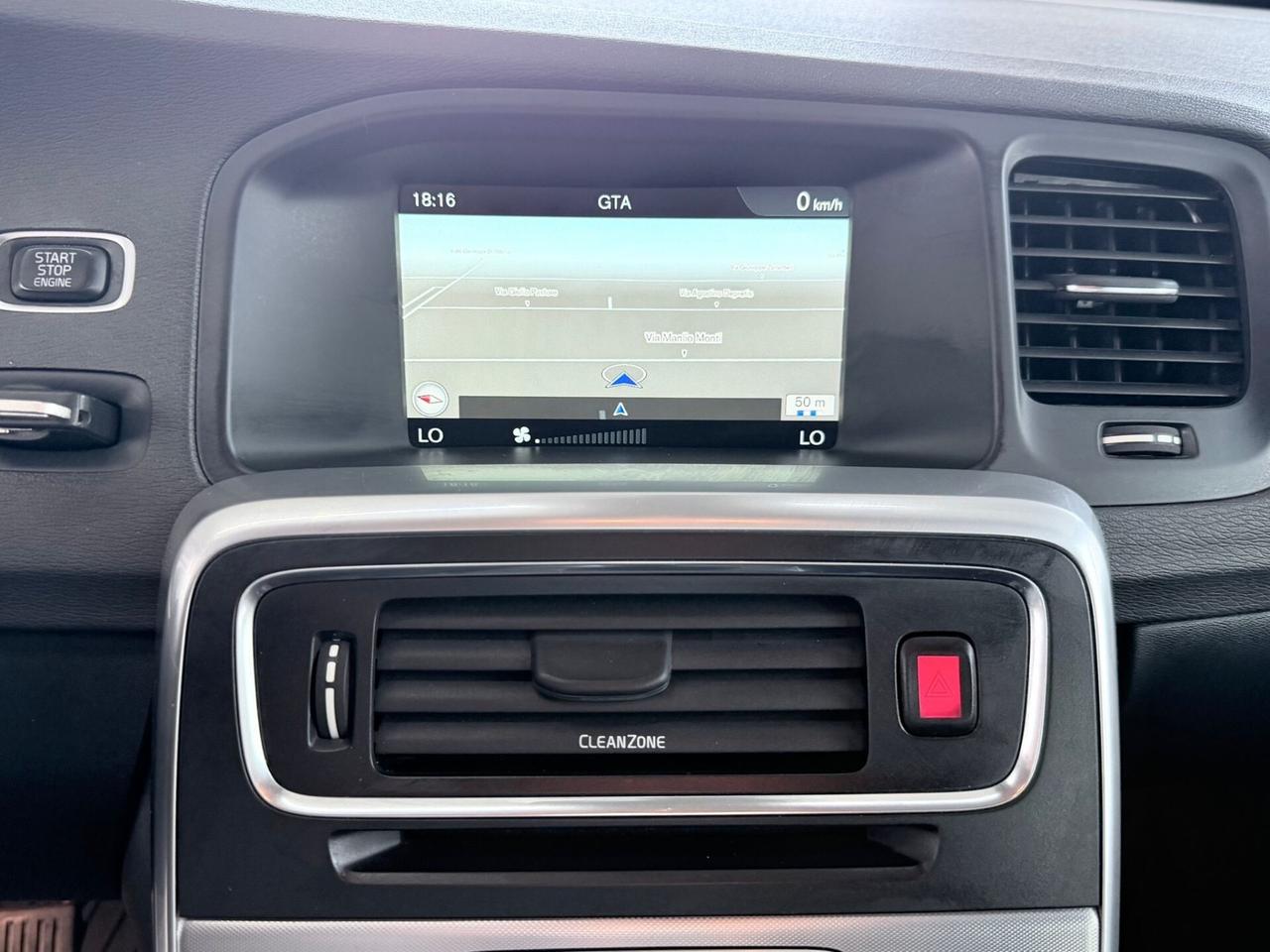 Volvo S60 D2 Geartronic Summum