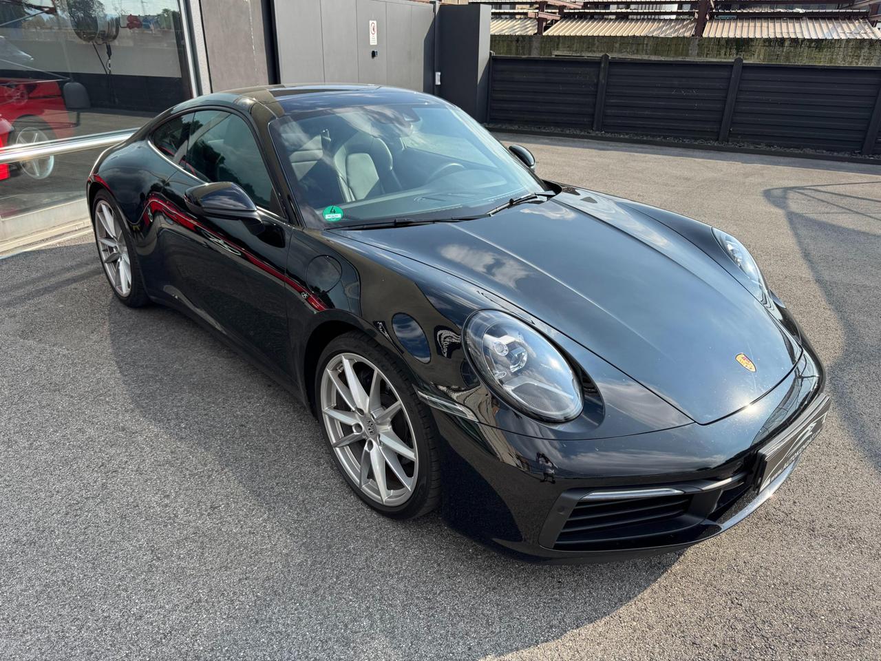 Porsche 911 Coupe 992 3.0 Carrera auto