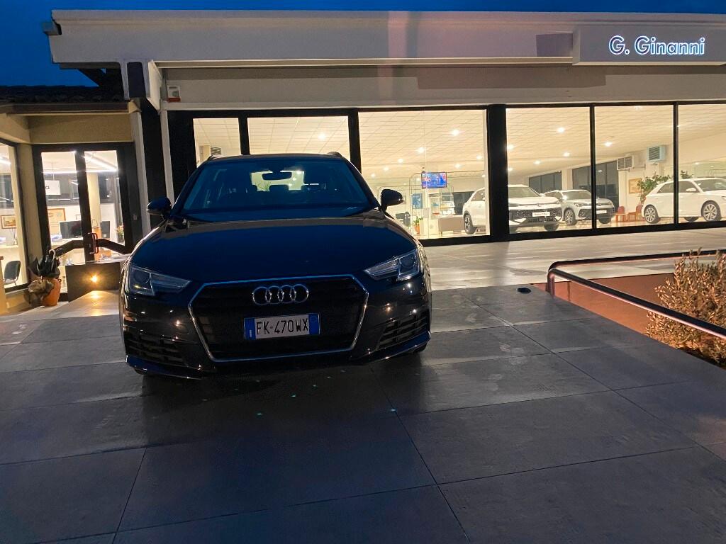 AUDI A4 5ª serie A4 Avant 2.0 TDI 150 CV S tro...