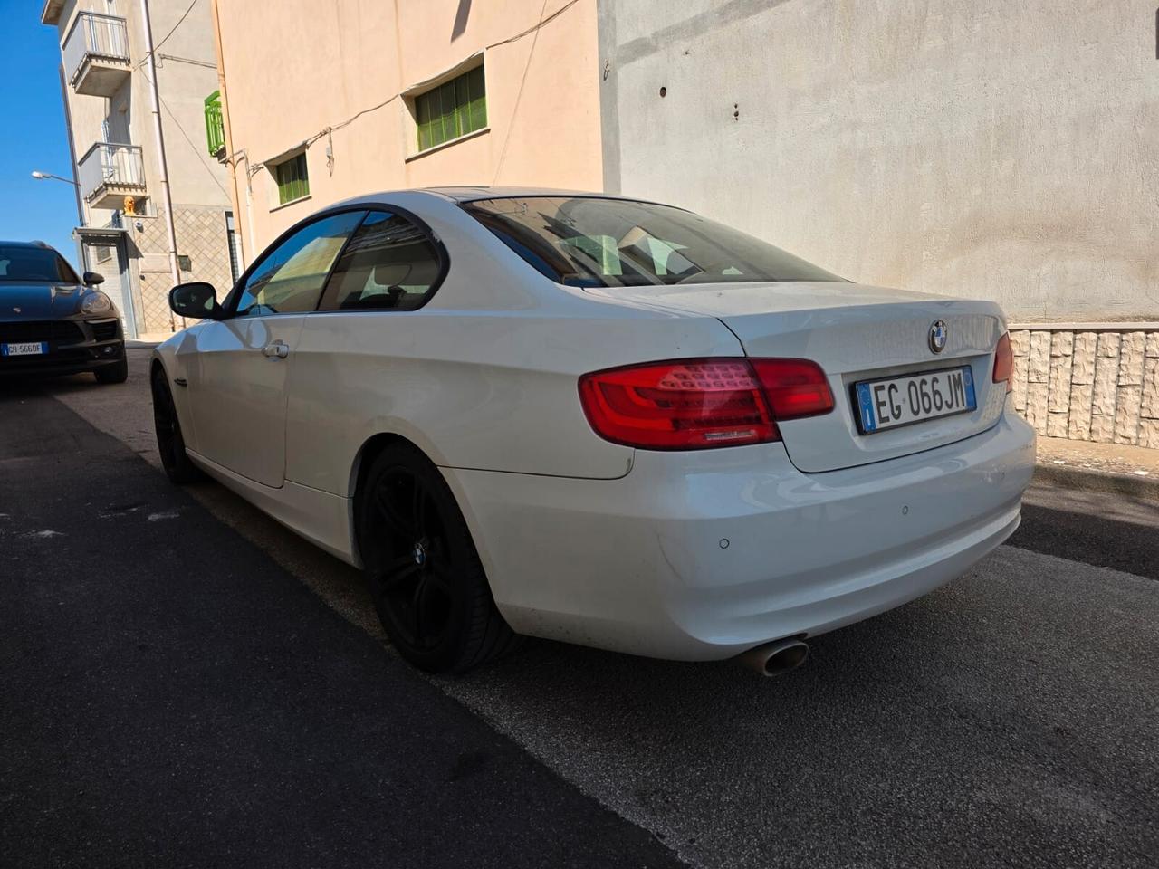 Bmw 320 320d cat Coupé Attiva