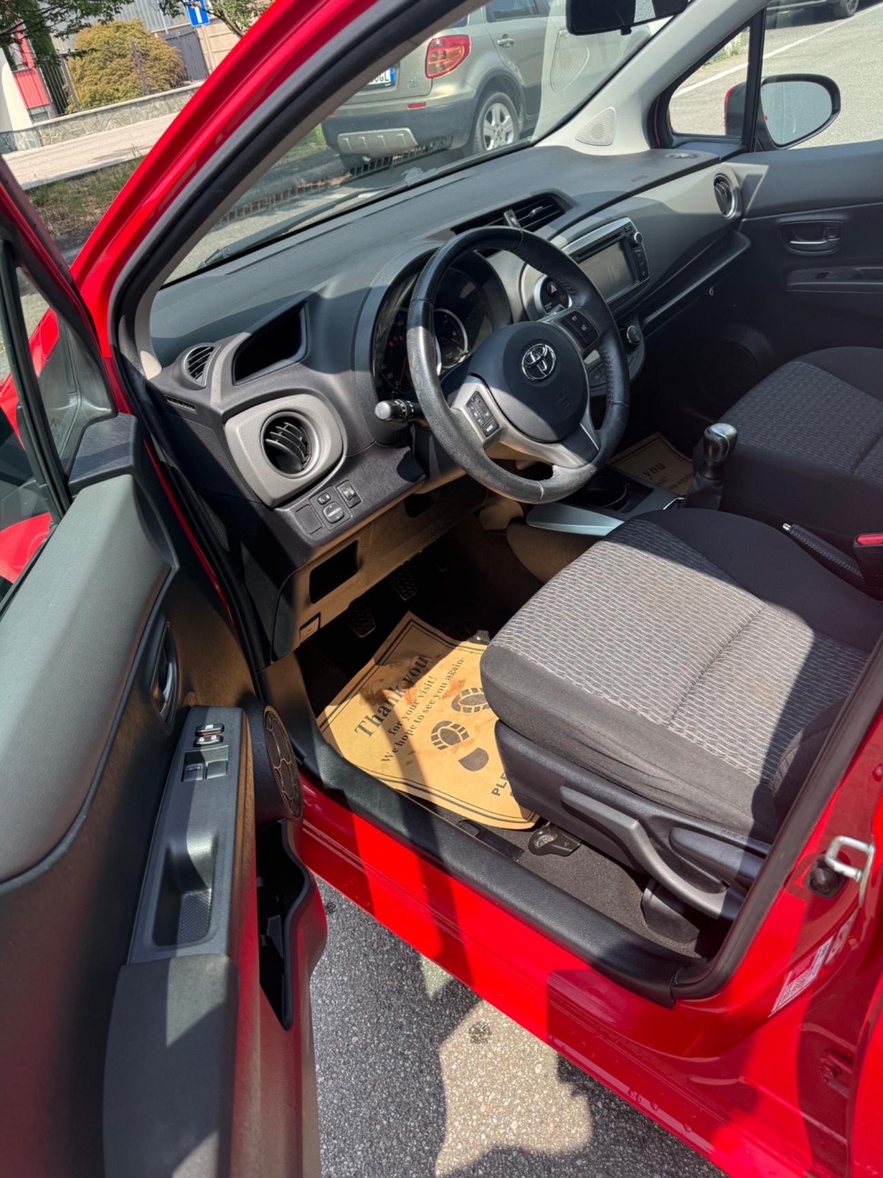 Toyota Yaris 1.0 5 porte