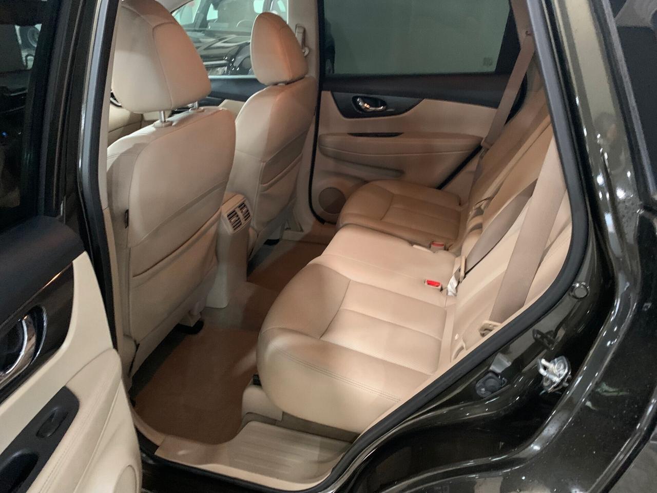 Nissan X-Trail 1.6 dCi 2WD Tekna